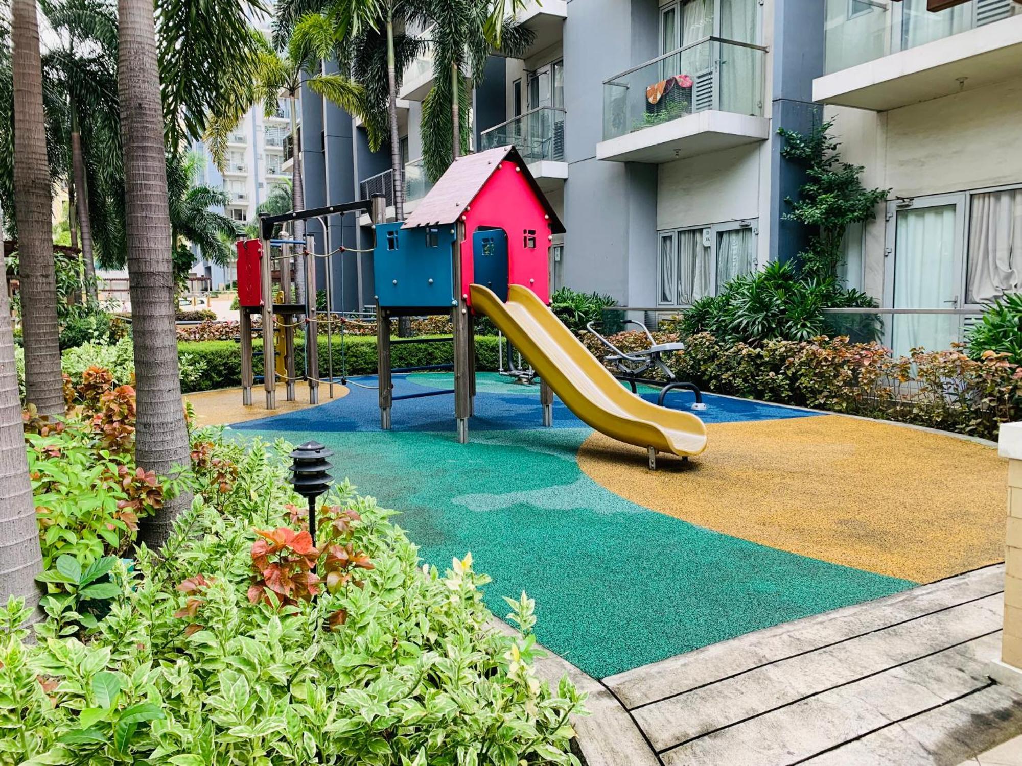One Palm Tree Villas Condominium - Studio 10Th-O Fl With Balcony - Across Terminal 3 Airport Manila Exterior foto