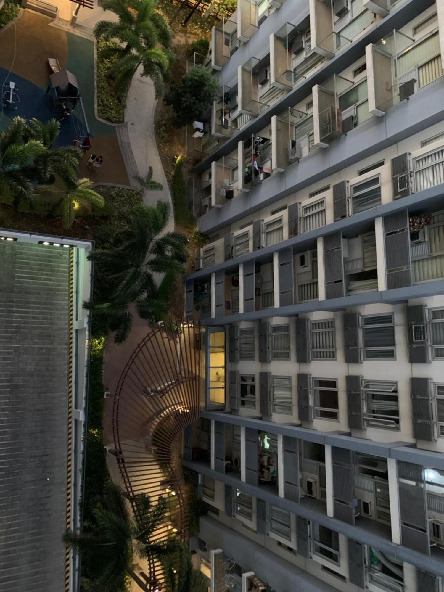 One Palm Tree Villas Condominium - Studio 10Th-O Fl With Balcony - Across Terminal 3 Airport Manila Exterior foto